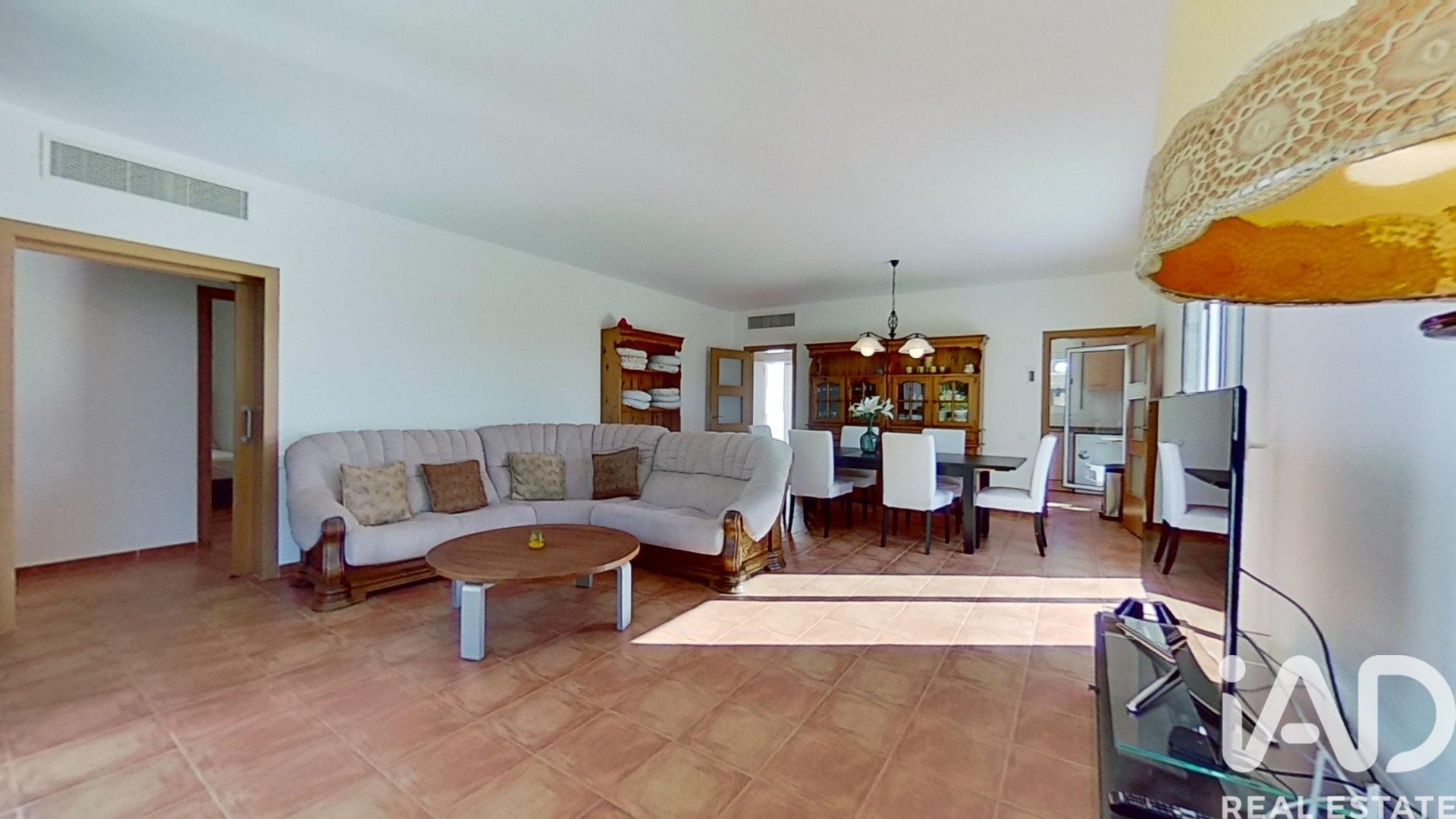 House à Roda de Berà, Tarragona, Espagne 4 chambres, 296 m2 No. 173390