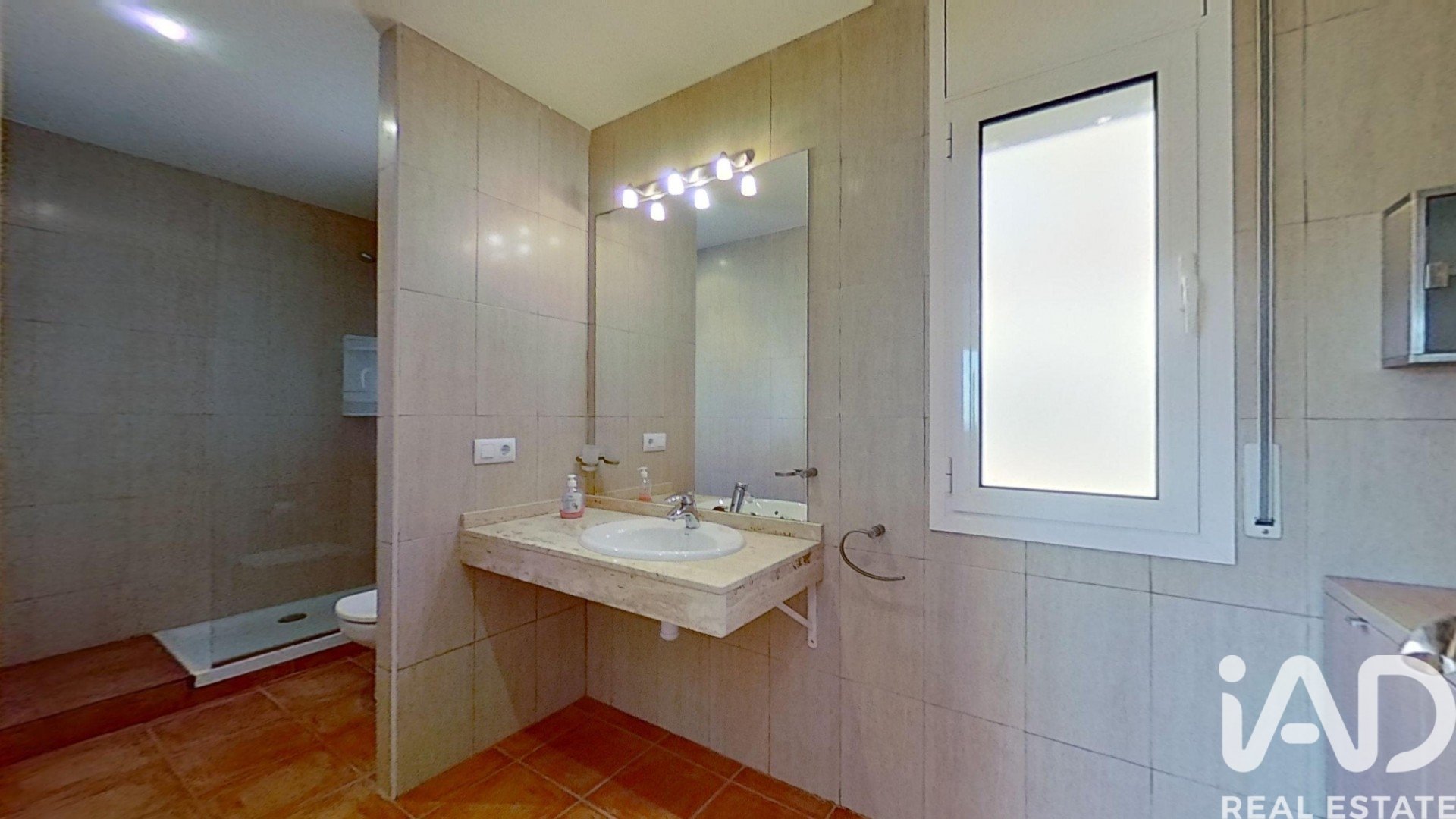 House à Roda de Berà, Tarragona, Espagne 4 chambres, 296 m2 No. 173390