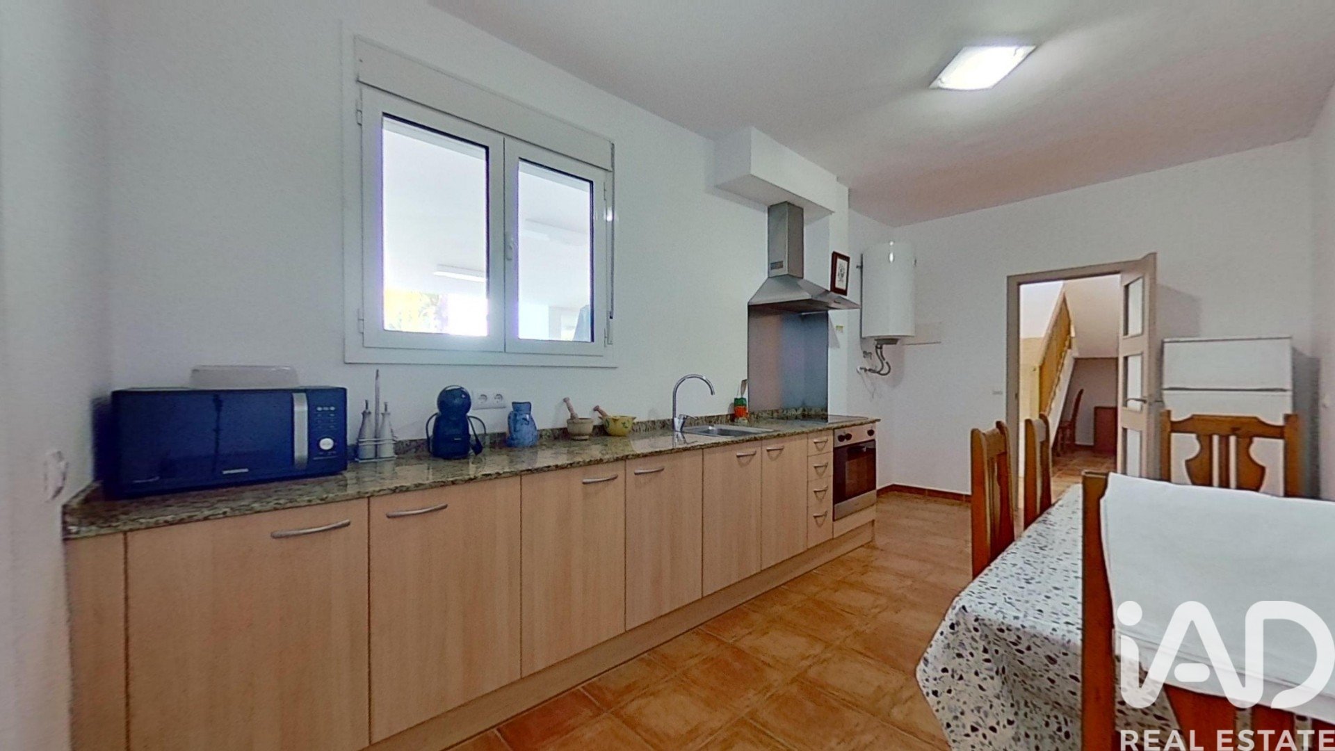 House à Roda de Berà, Tarragona, Espagne 4 chambres, 296 m2 No. 173390