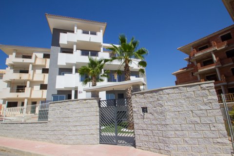 Apartment in Villamartin, Alicante, Spain 2 bedrooms, 89 sq.m. No. 81072