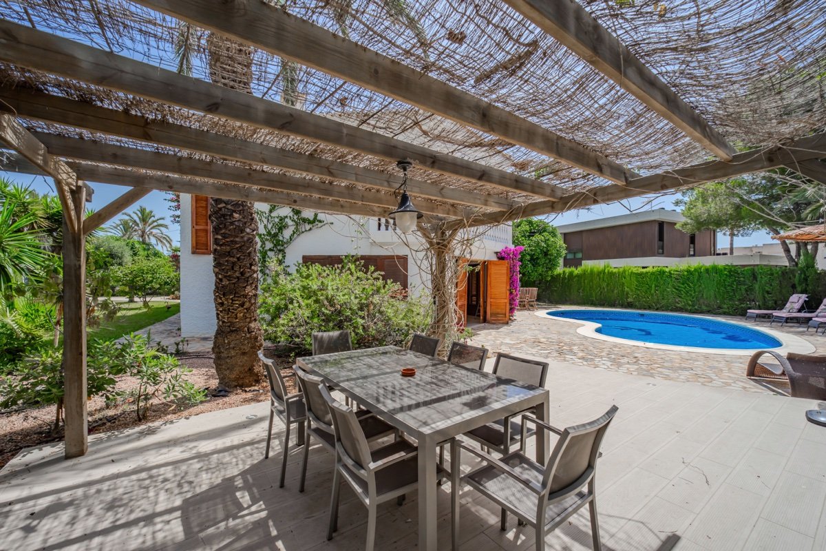 Villa in Cabo Roig, Alicante, Spanien 4 Schlafzimmer, 300 m2 Nr. 190173