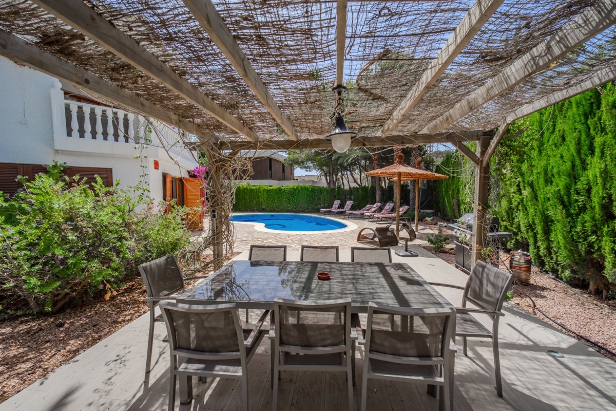 Villa in Cabo Roig, Alicante, Spanien 4 Schlafzimmer, 300 m2 Nr. 190173