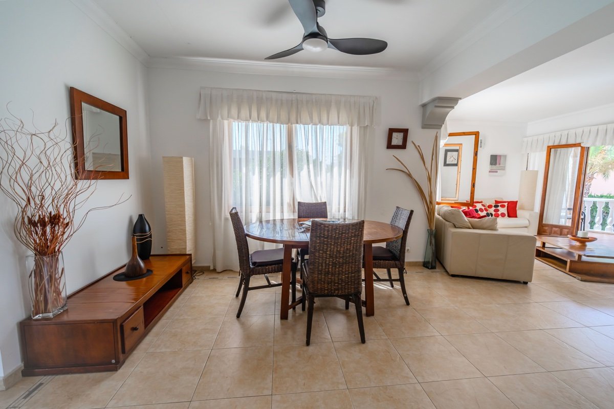 Villa in Cabo Roig, Alicante, Spanien 4 Schlafzimmer, 300 m2 Nr. 190173