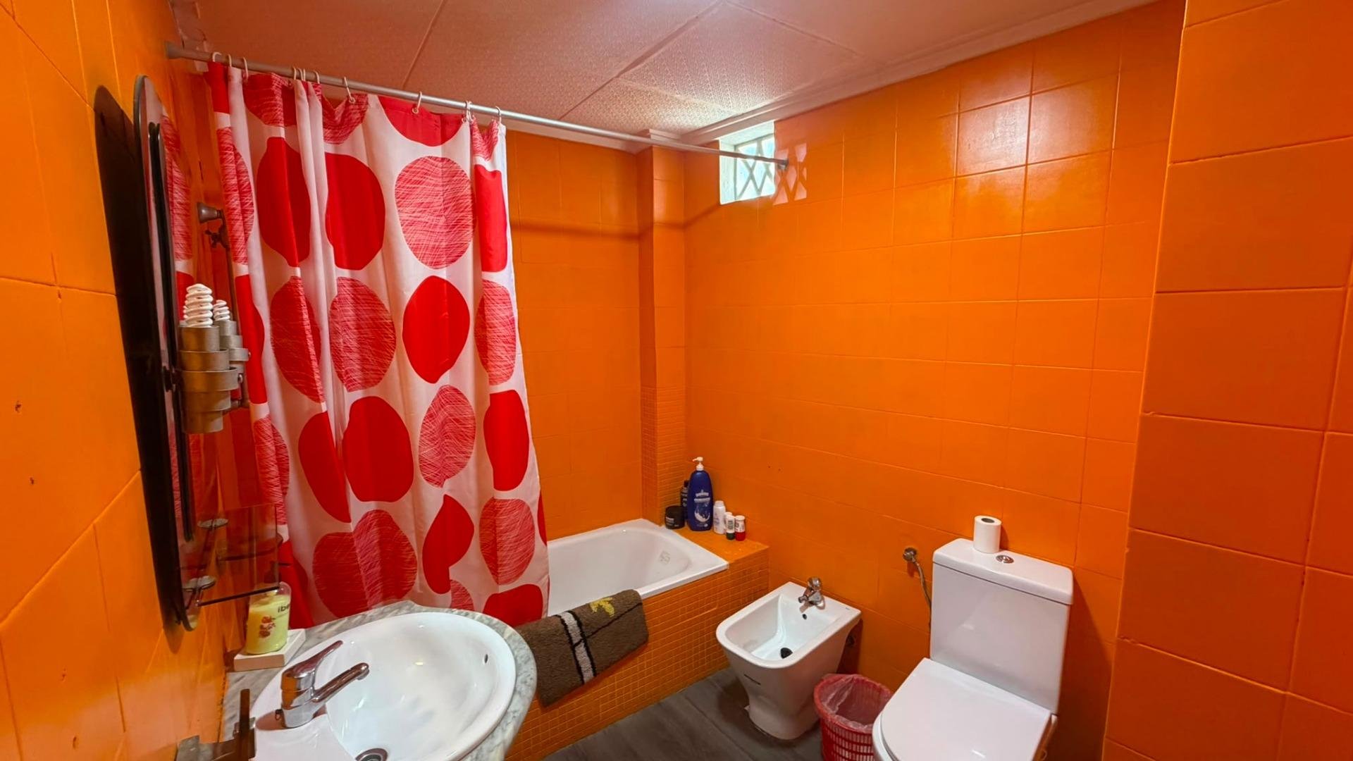 Appartamento a Torrevieja, Alicante, Spagna 3 camere da letto, 103 mq. N° 190251