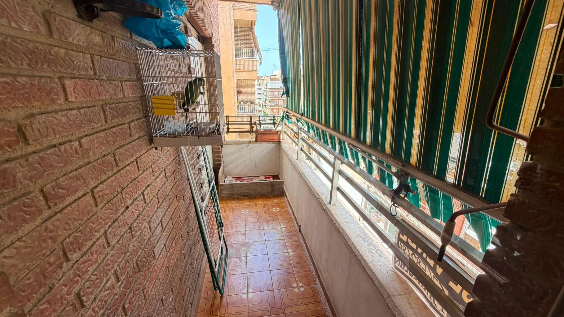 Appartamento a Torrevieja, Alicante, Spagna 3 camere da letto, 103 mq. N° 190251