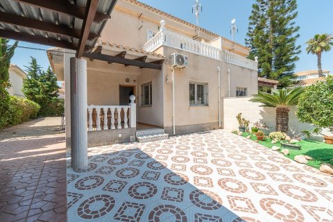 Villa i Playa Flamenca II, Alicante, Spanien 3 sovrum, 105 kvm. Nr. 190174