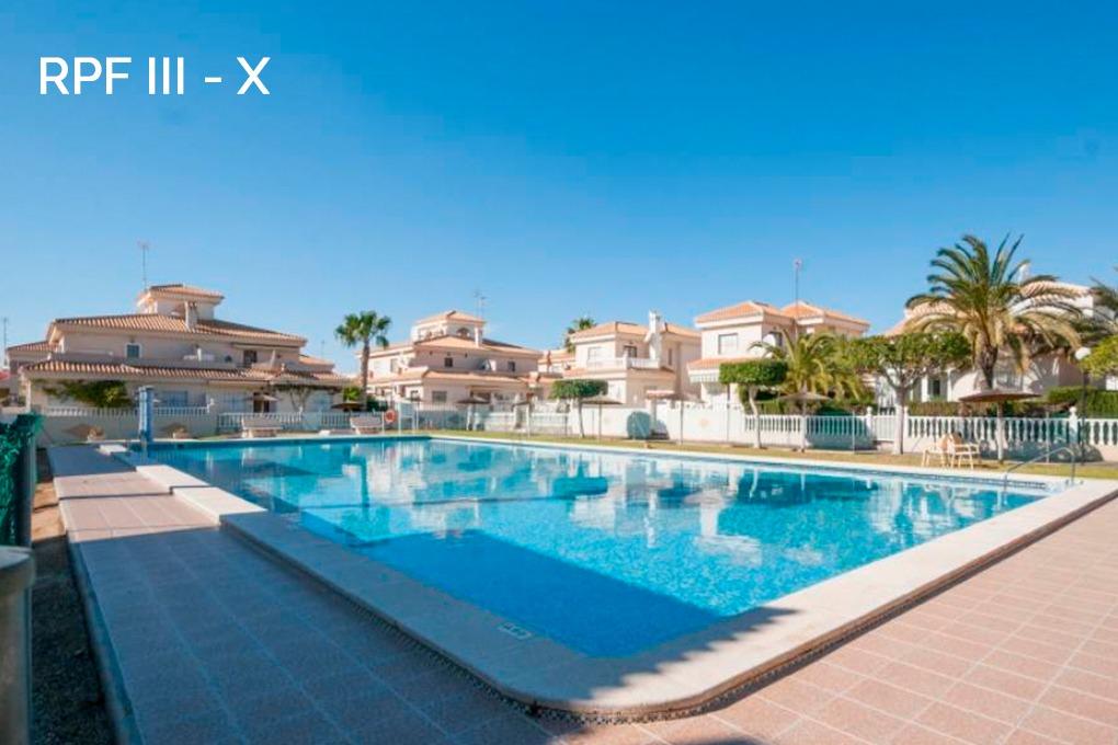 Villa à Playa Flamenca II, Alicante, Espagne 3 chambres, 105 m2 No. 190174
