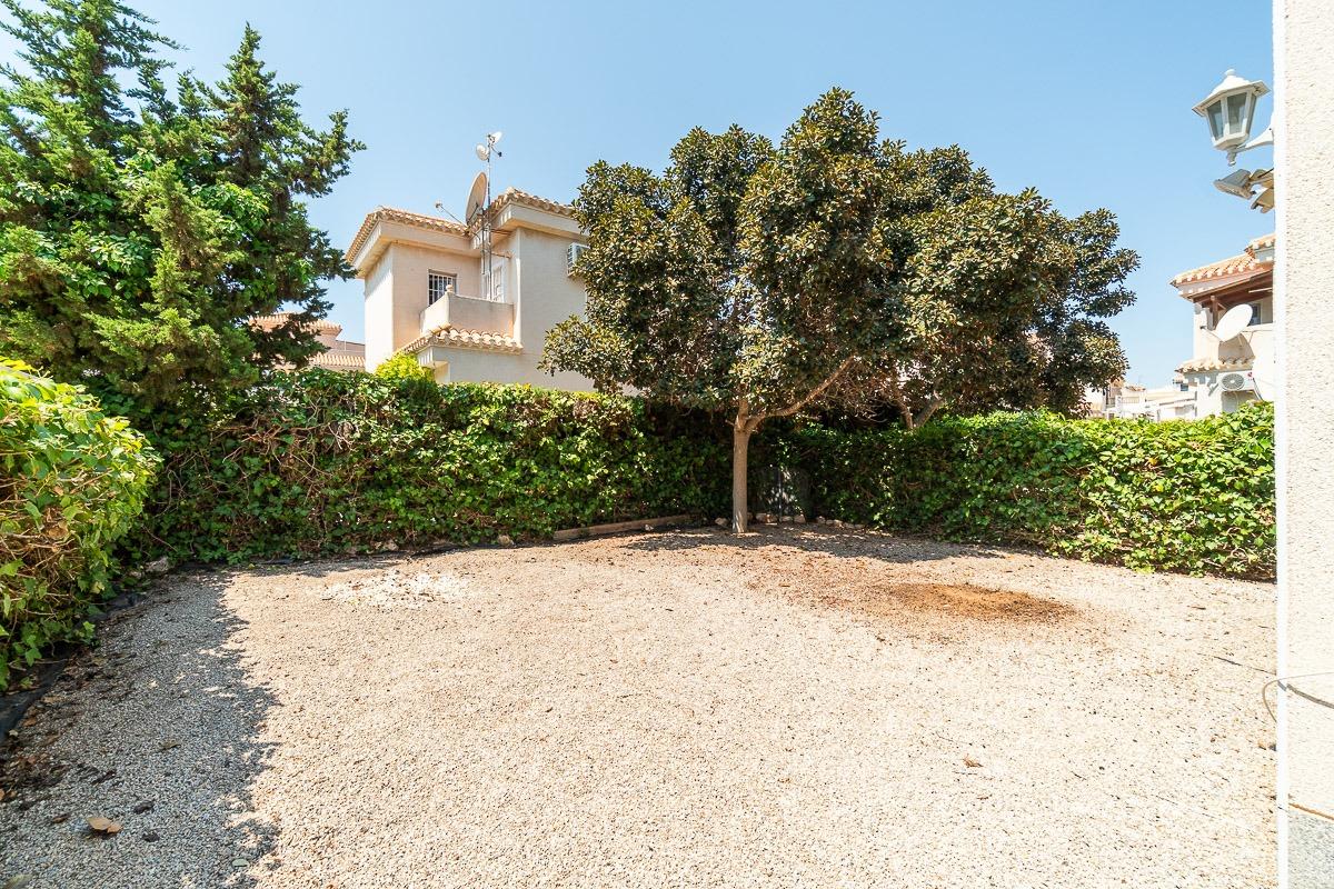 Villa à Playa Flamenca II, Alicante, Espagne 3 chambres, 105 m2 No. 190174