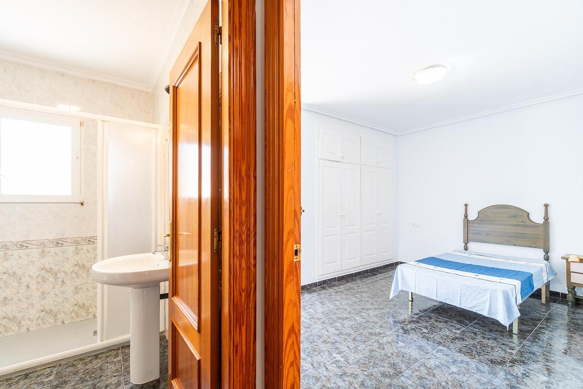 Villa à Playa Flamenca II, Alicante, Espagne 3 chambres, 105 m2 No. 190174