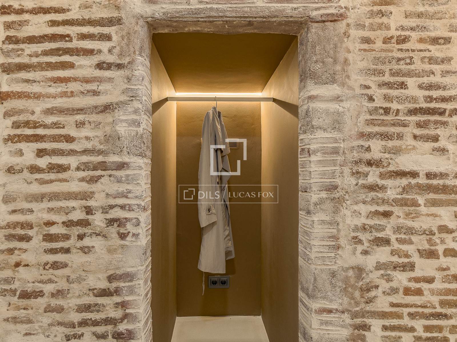 Dzīvoklis Barcelona, Spānijā 2 istabas, 85 m2 Nr. 150358