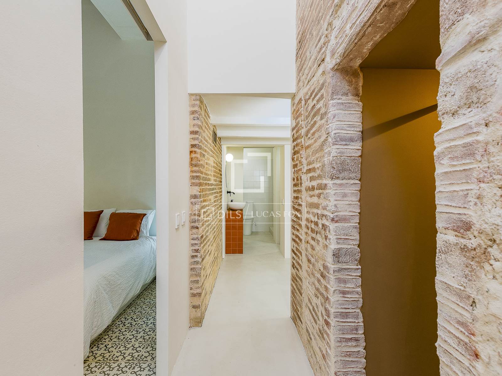 Dzīvoklis Barcelona, Spānijā 2 istabas, 85 m2 Nr. 150358