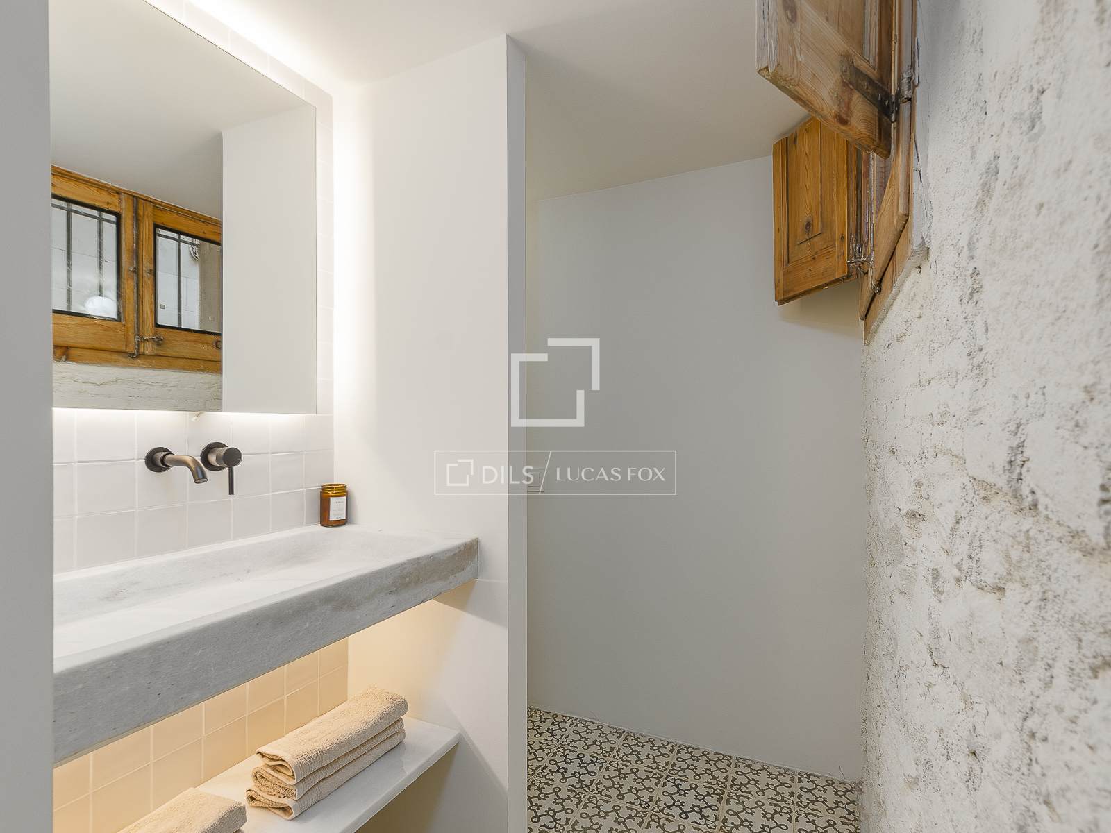 Dzīvoklis Barcelona, Spānijā 2 istabas, 85 m2 Nr. 150358