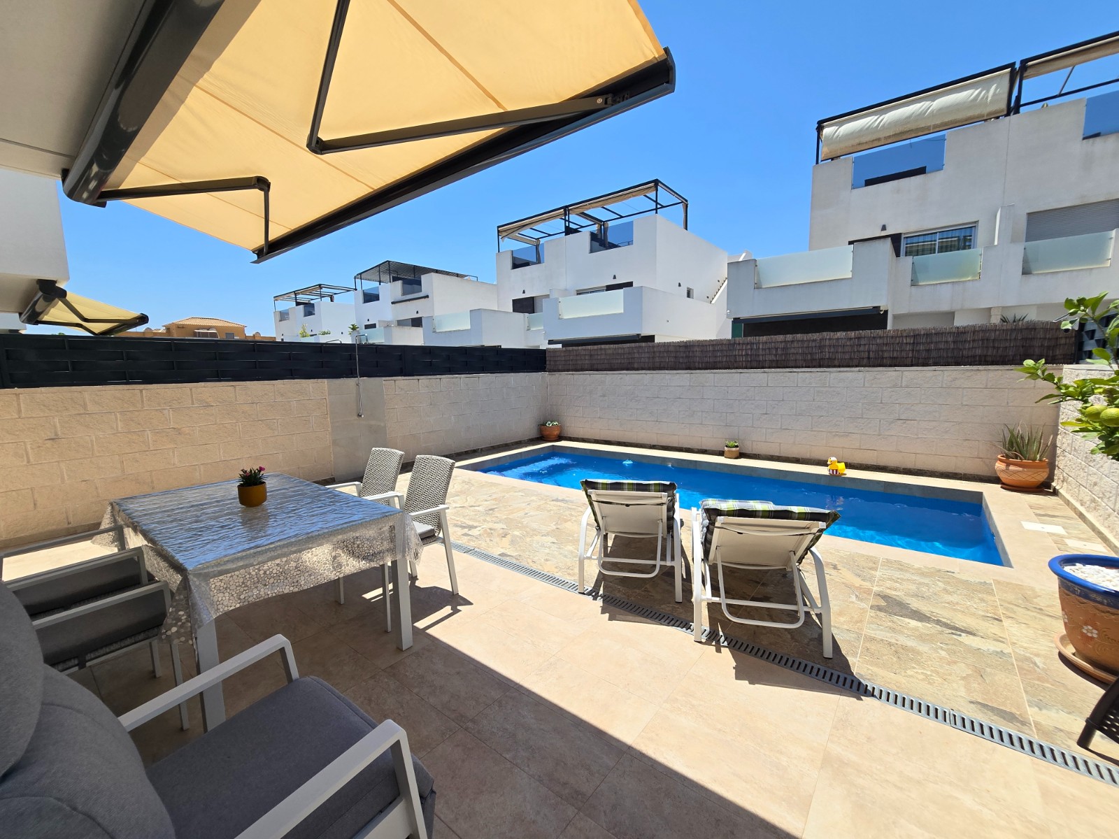 Villa Alicante, Spānijā 3 istabas, 107 m2 Nr. 173860