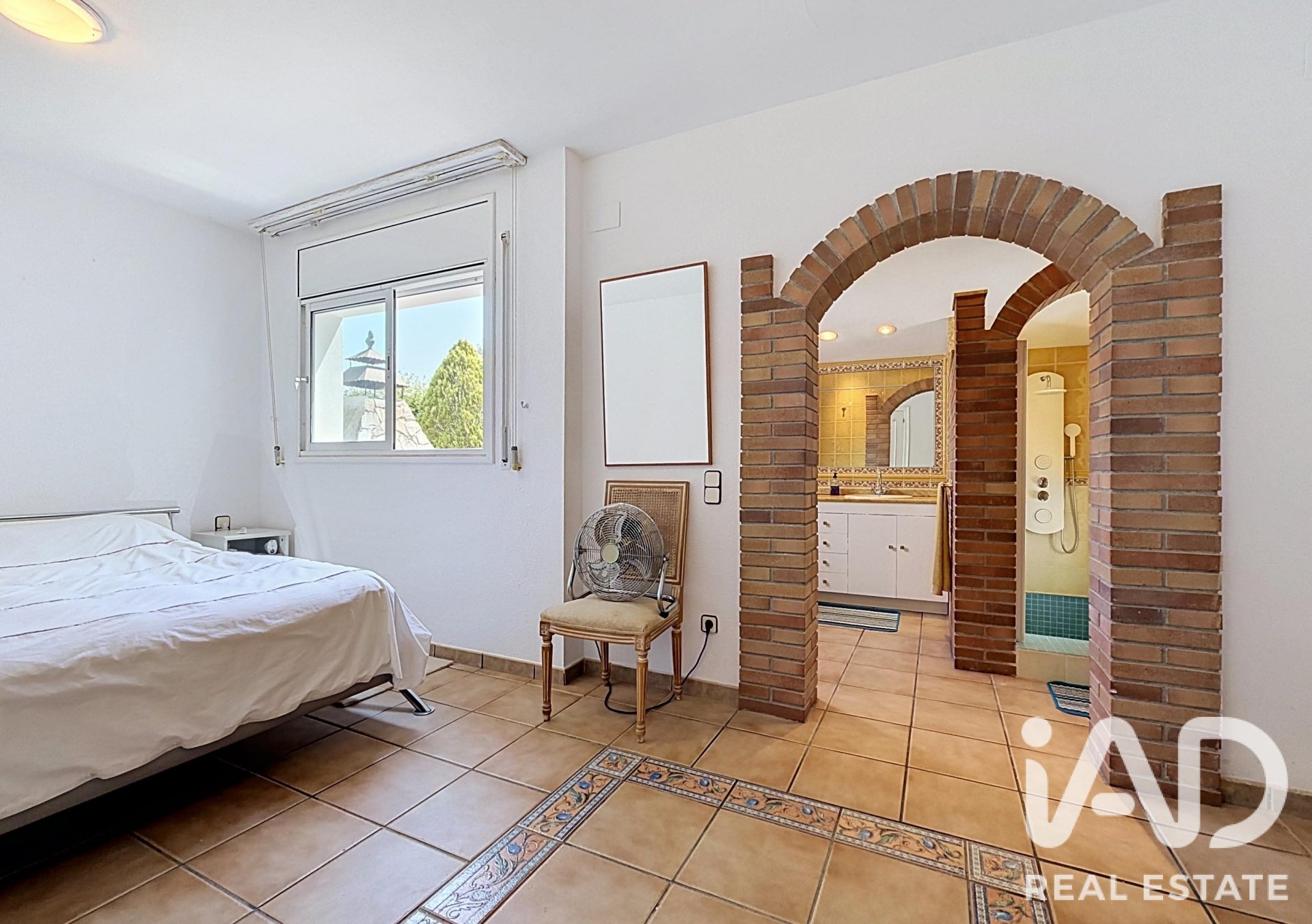 Māja Olivella, Barcelona, Spānijā 4 istabas, 279 m2 Nr. 187683