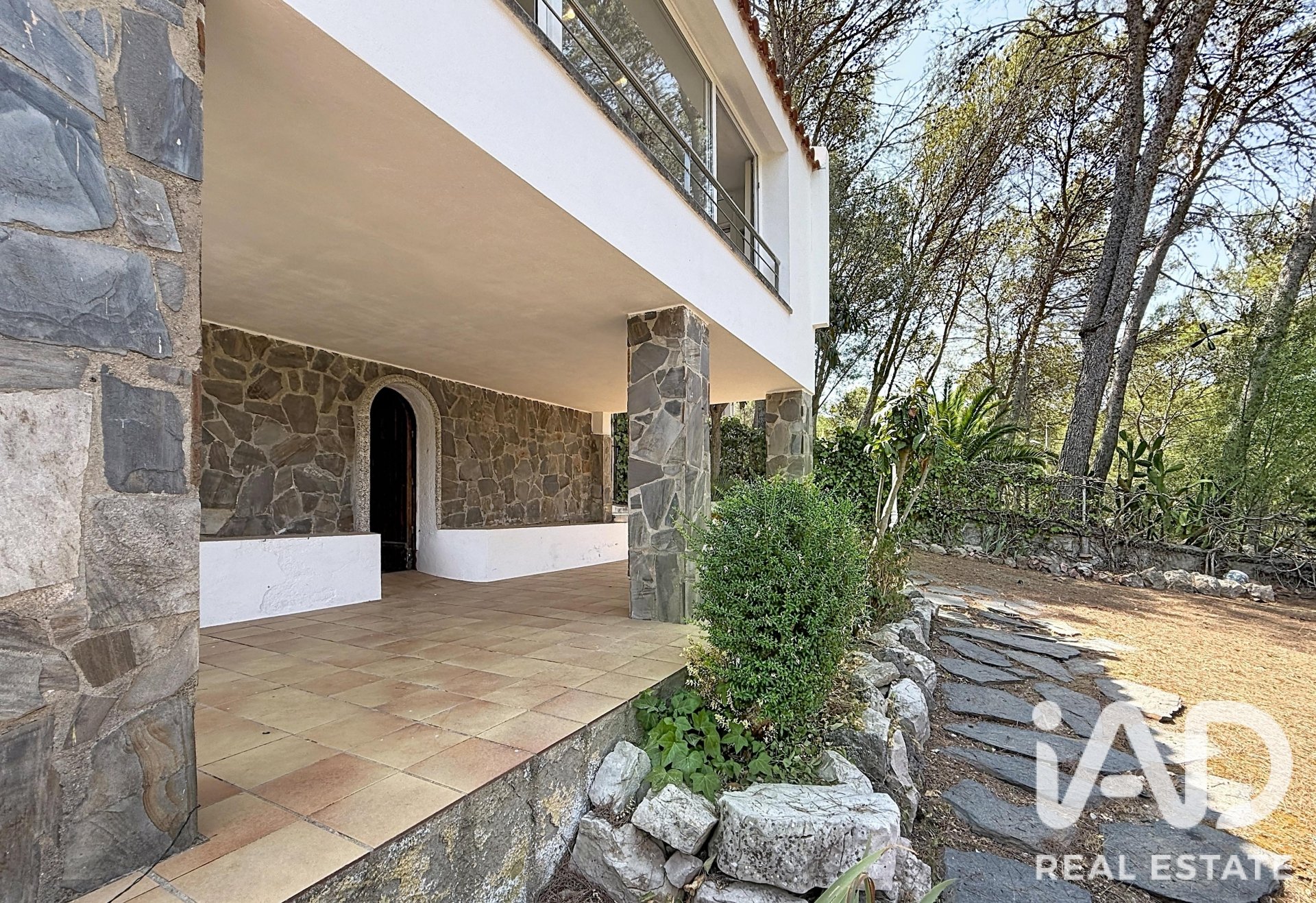Māja Olivella, Barcelona, Spānijā 4 istabas, 279 m2 Nr. 187683