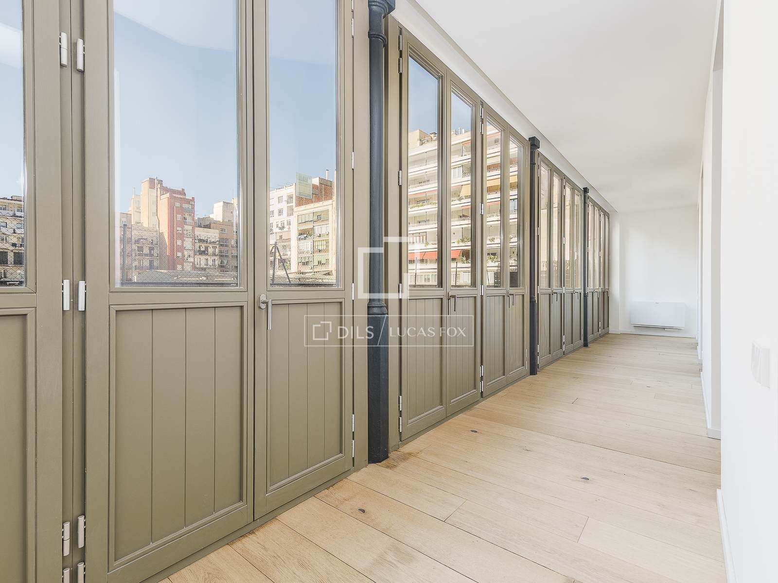 Apartment à Barcelona, Espagne 2 chambres, 150 m2 No. 150892