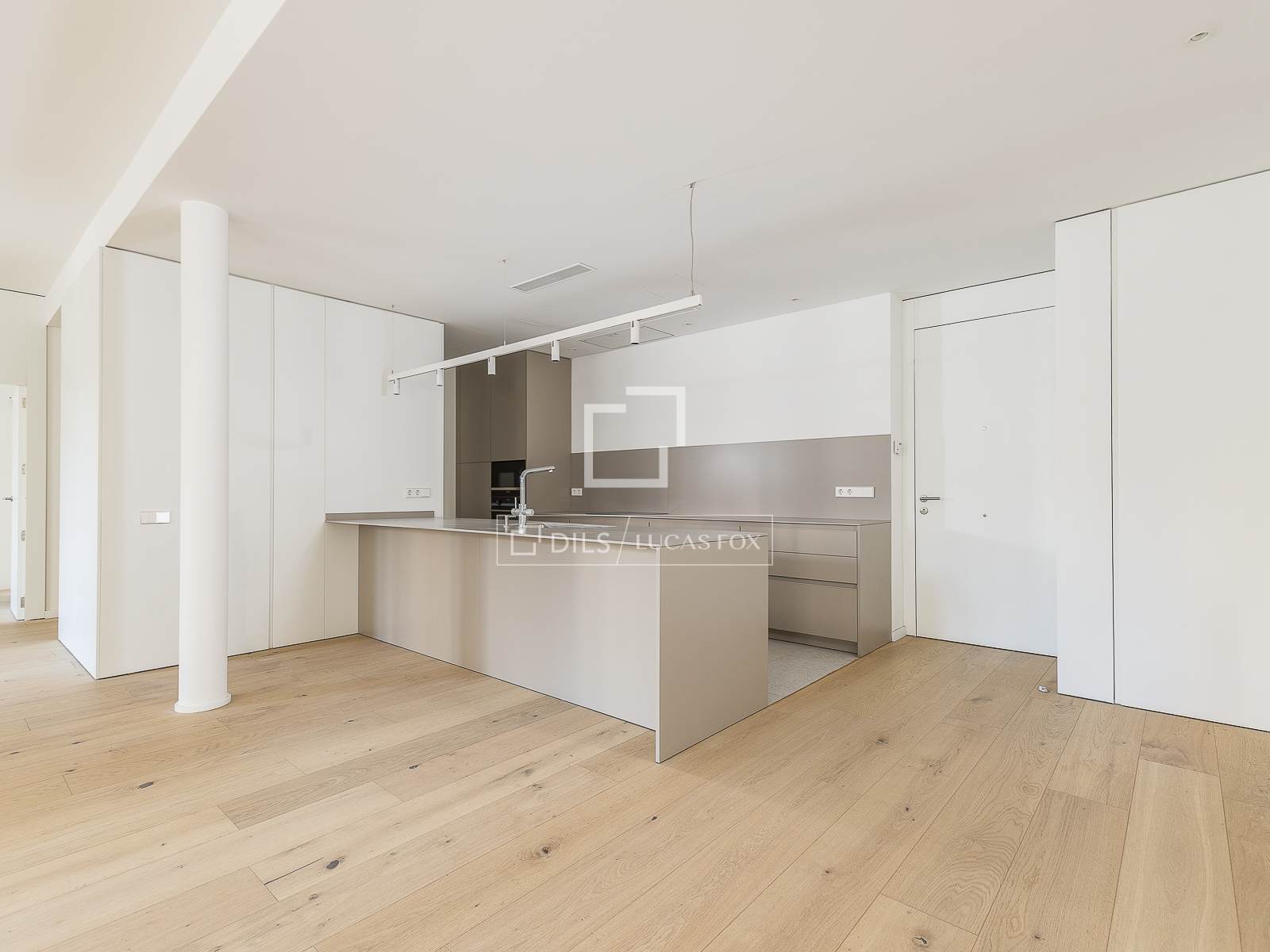 Apartment à Barcelona, Espagne 2 chambres, 150 m2 No. 150892