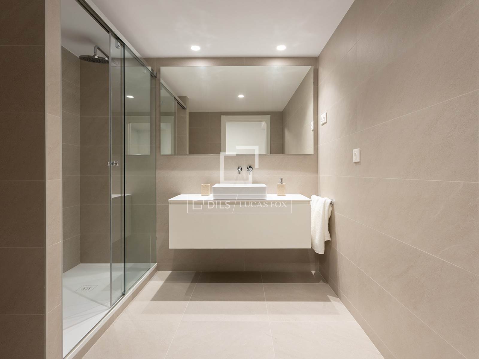 Wohnung in Barcelona, Spanien 3 Schlafzimmer, 104 m2 Nr. 150889