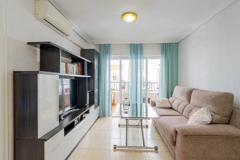 Apartment in Torrevieja, Alicante, Spain 2 bedrooms, 65 sq.m. No. 195240