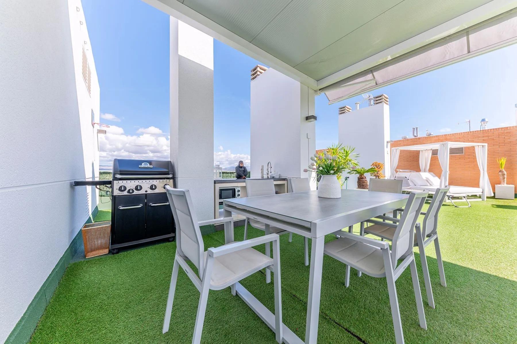 Penthouse in Alicante, Spain 5 bedrooms, 253 sq.m. No. 177537