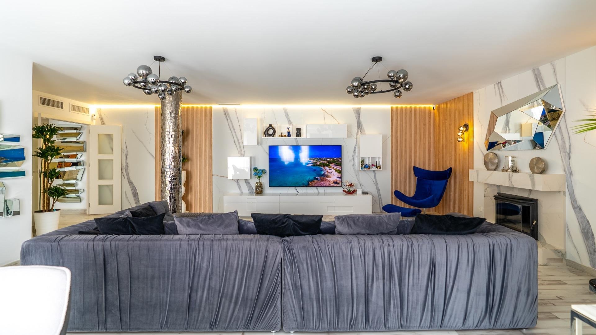 Penthouse in Alicante, Spain 5 bedrooms, 253 sq.m. No. 177537