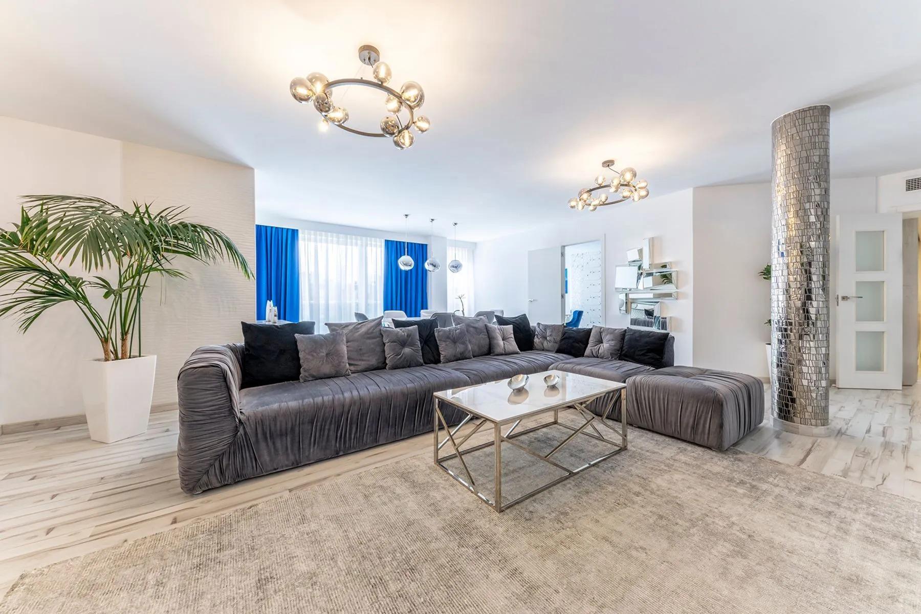 Penthouse in Alicante, Spain 5 bedrooms, 253 sq.m. No. 177537