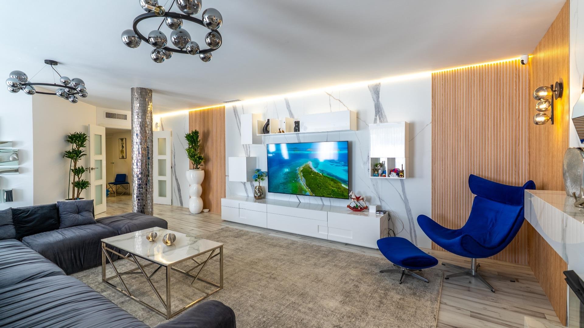 Penthouse in Alicante, Spain 5 bedrooms, 253 sq.m. No. 177537