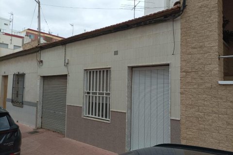Talo Guardamar del Segura, Alicante, Espanja 3 makuuhuonetta, 129 m2 No. 101666