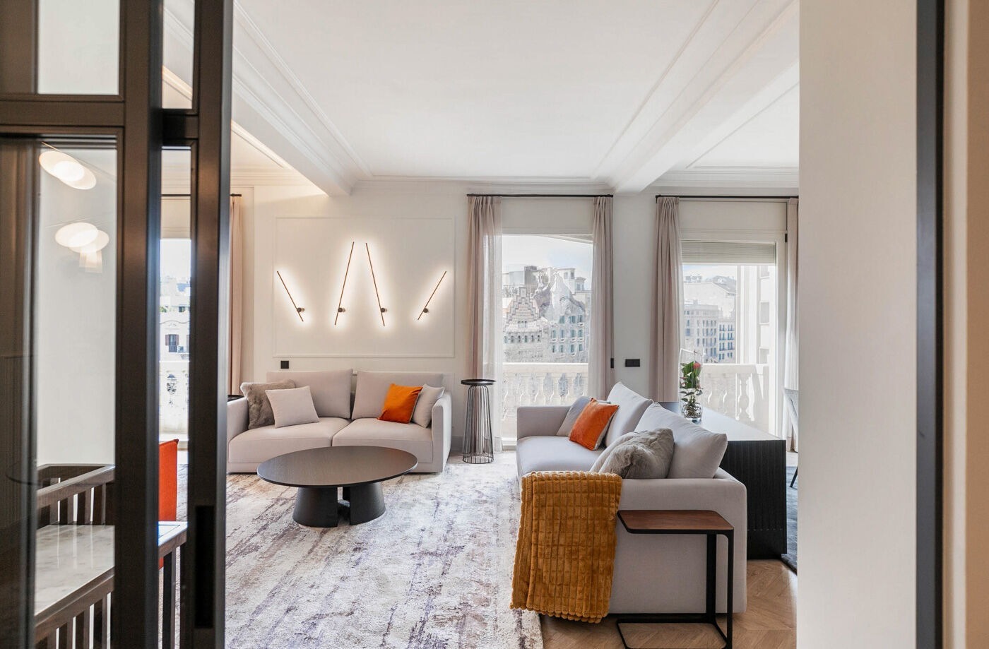 Apartment à Barcelona, Espagne 4 chambres,  No. 141033