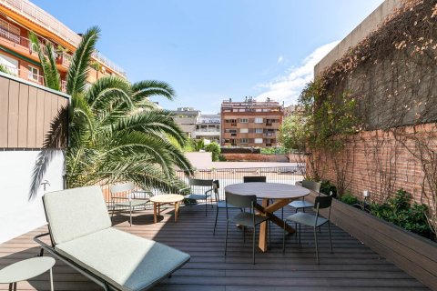 Huoneisto Barcelona, Espanja 3 makuuhuonetta,  No. 141034