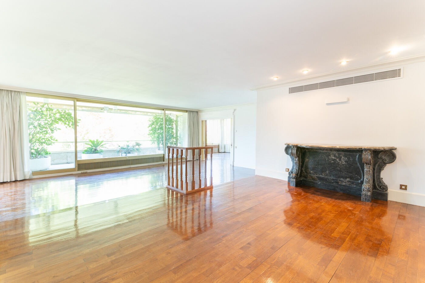 Apartment à Barcelona, Espagne 5 chambres, 475 m2 No. 141036