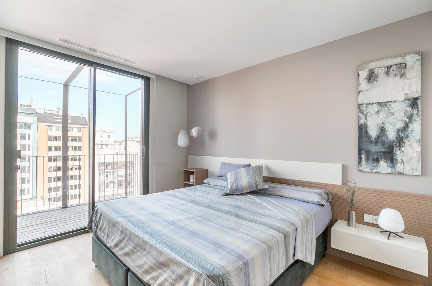 Apartment in Barcelona, Spain 3 bedrooms,  No. 141035