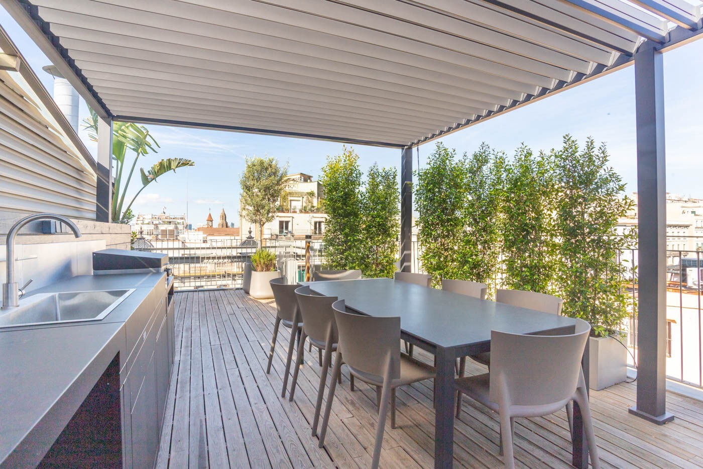 Apartment in Barcelona, Spain 3 bedrooms,  No. 141035