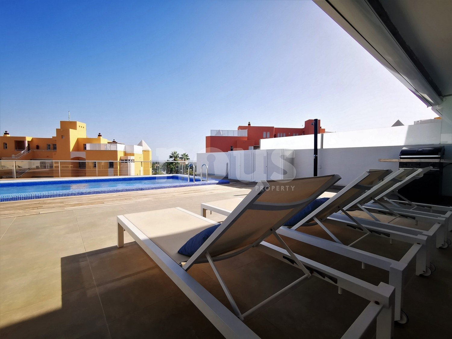 Apartamento en Adeje, Tenerife, España 2 dormitorios, 486 m2 No. 102944