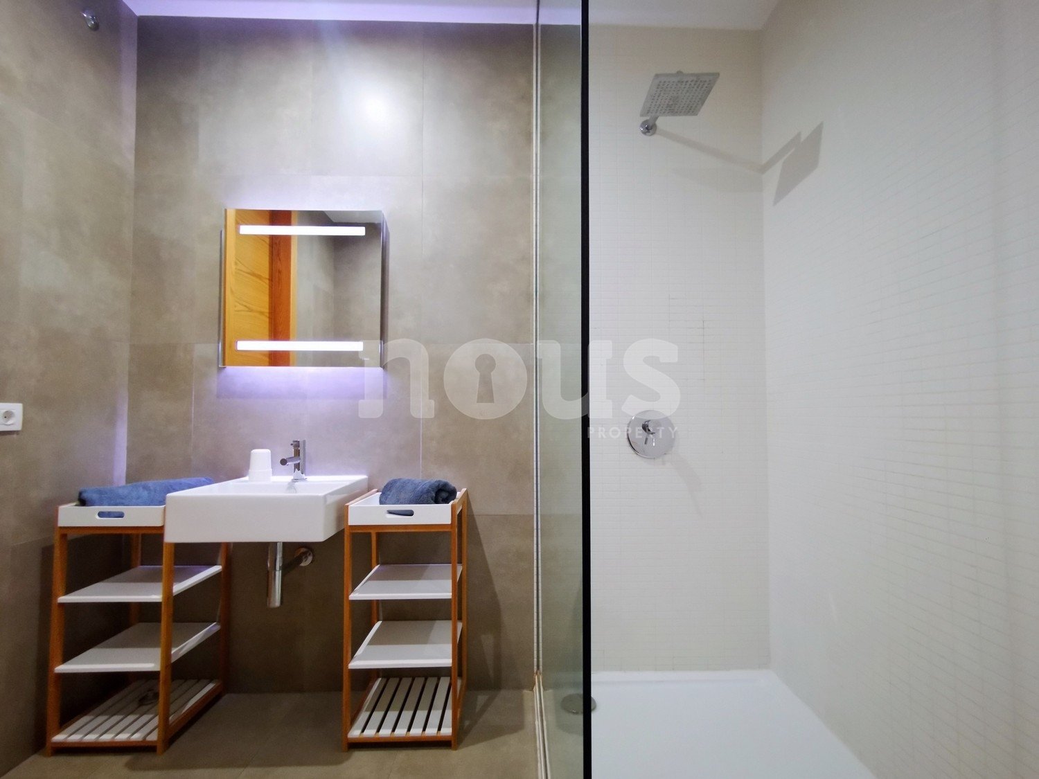 Apartamento en Adeje, Tenerife, España 2 dormitorios, 486 m2 No. 102944