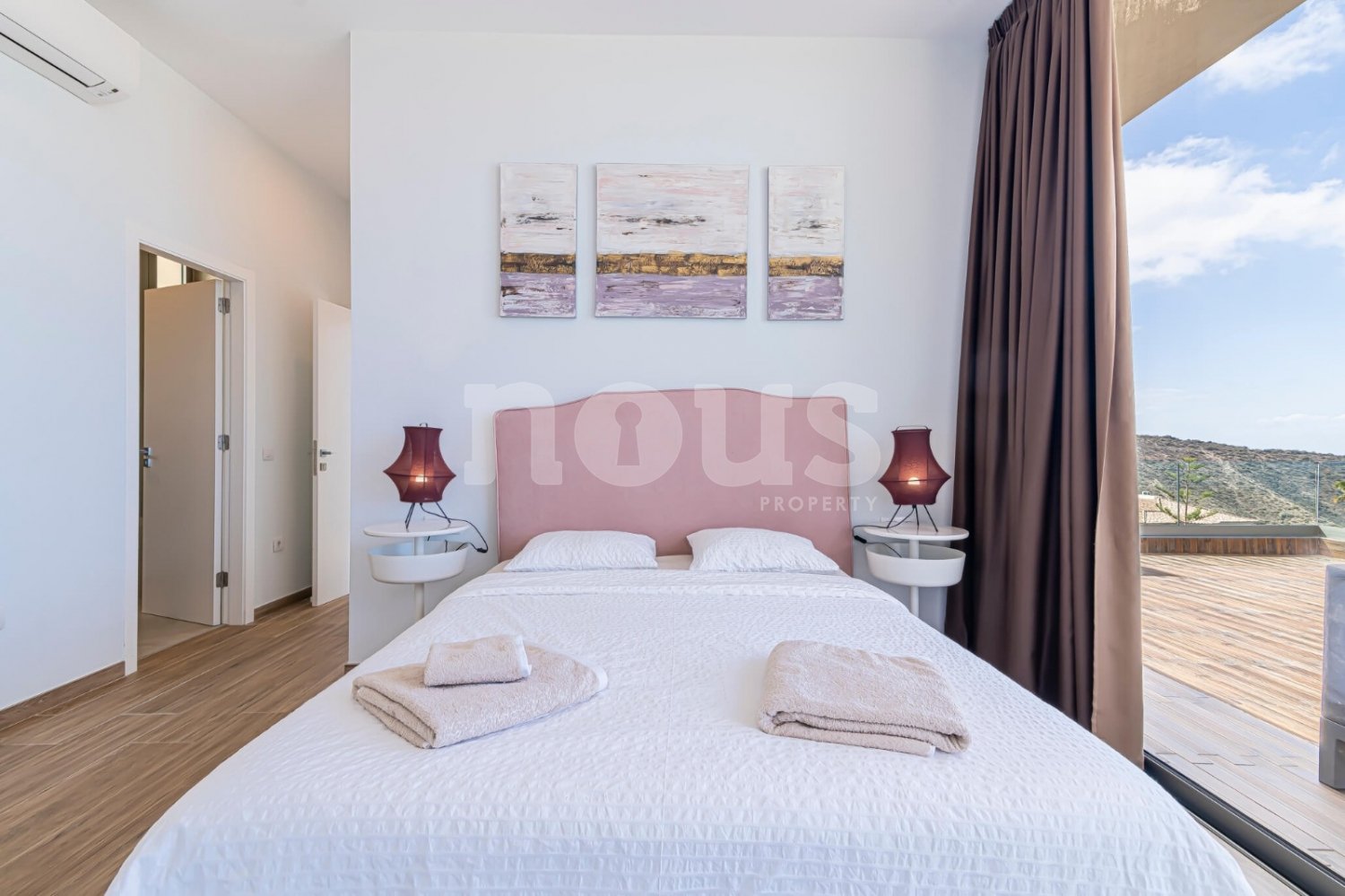 Villa i Torviscas, Tenerife, Spanien 6 sovrum, 600 kvm. Nr. 102949