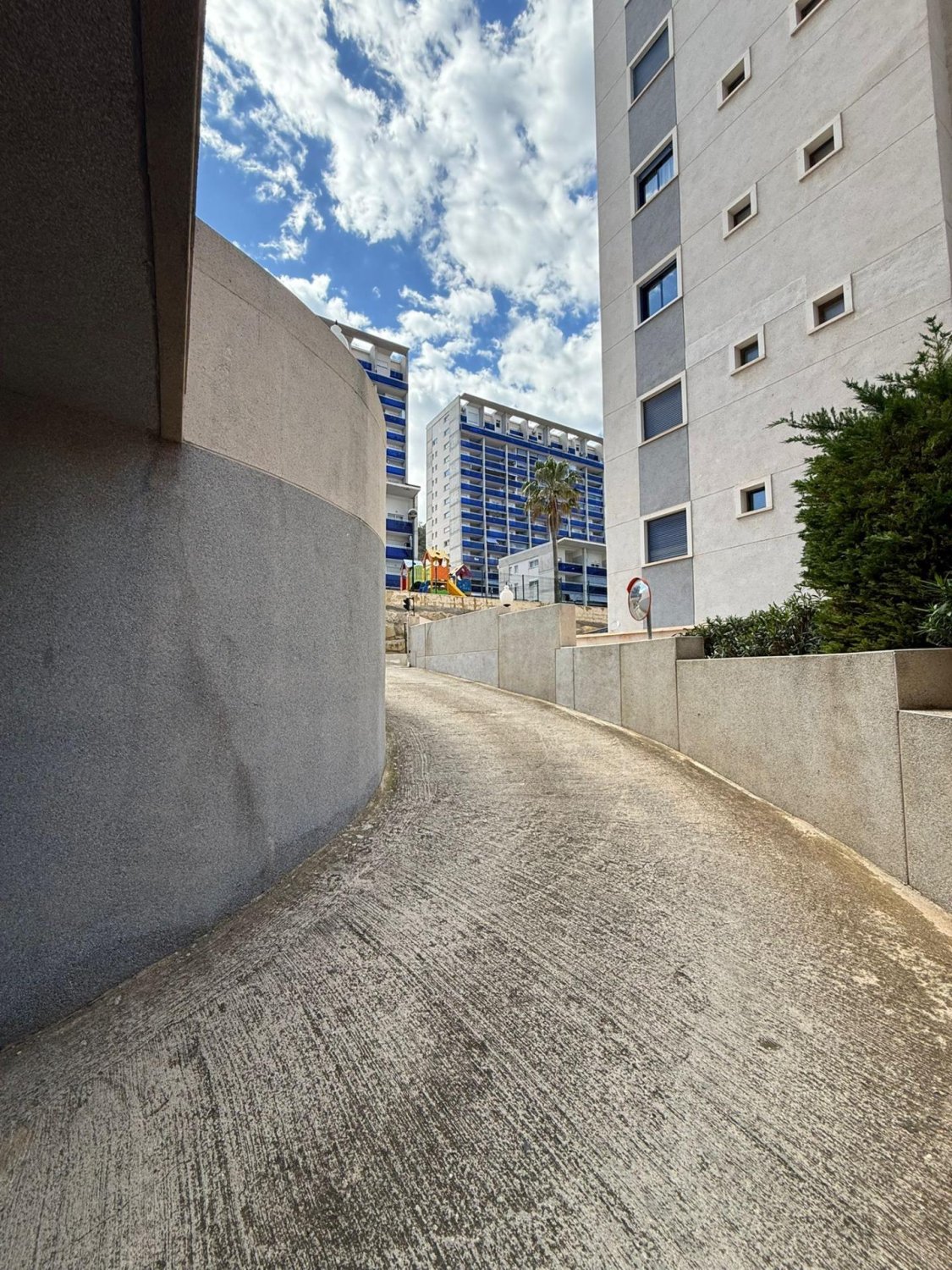 Parkering i Finestrat, Alicante, Spanien Nr. 182989