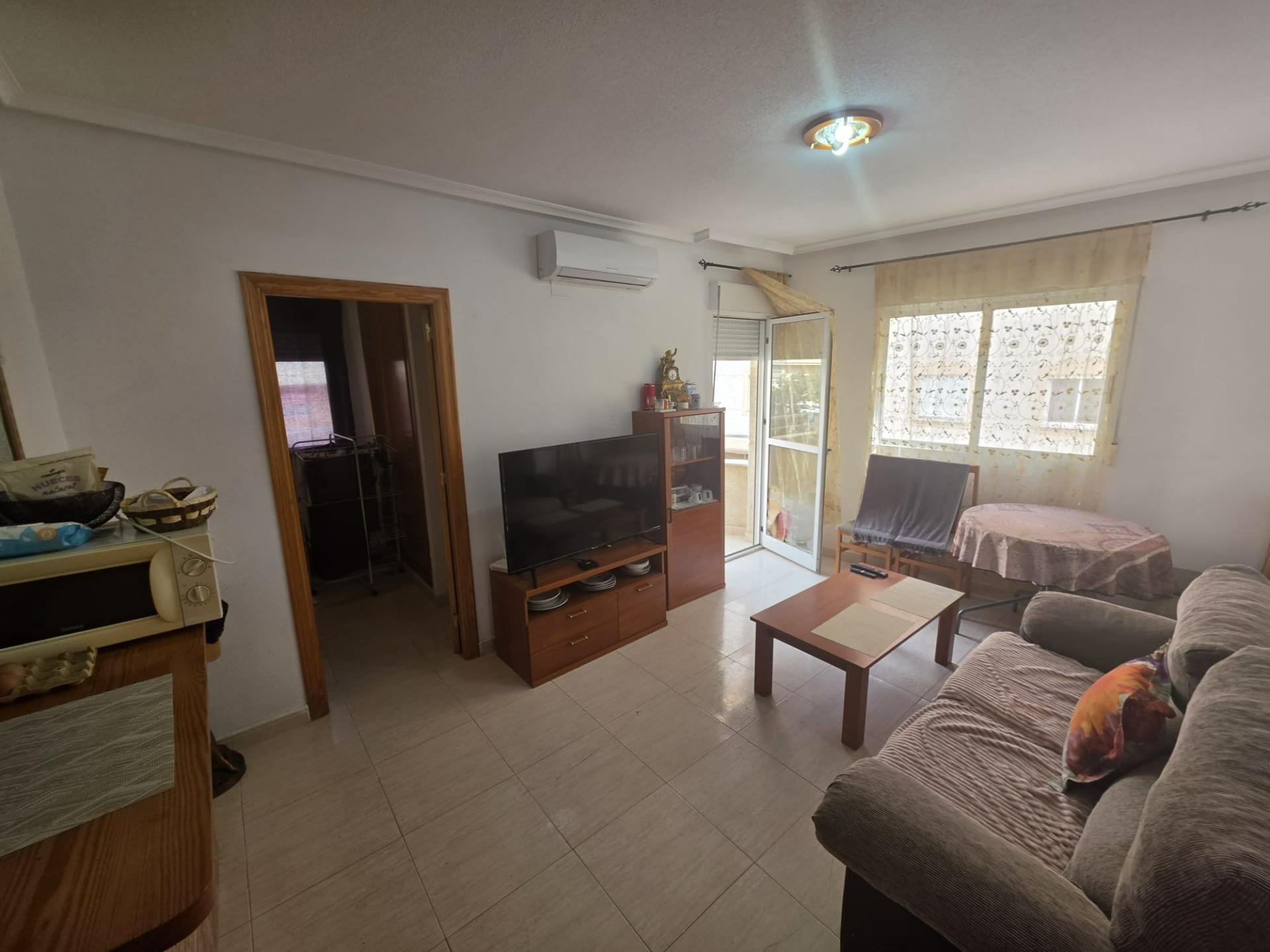 Apartment in Torrevieja, Alicante, Spain 3 bedrooms,  No. 182993