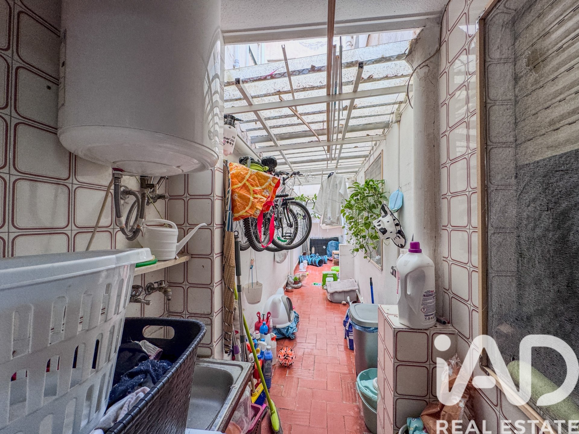 Huoneisto Elche, Alicante, Espanja 5 makuuhuonetta, 105 m2 No. 172391