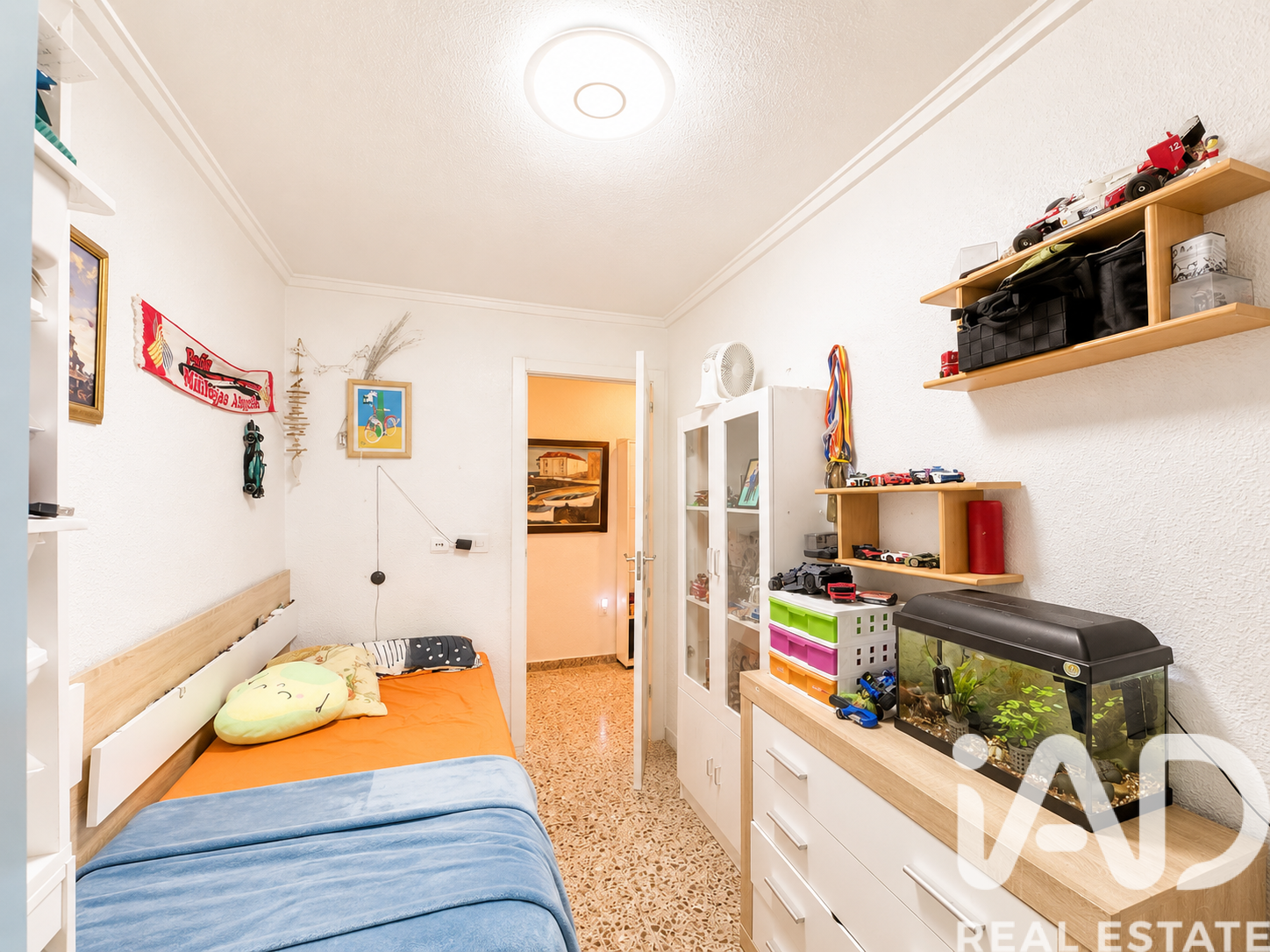 Huoneisto Elche, Alicante, Espanja 5 makuuhuonetta, 105 m2 No. 172391
