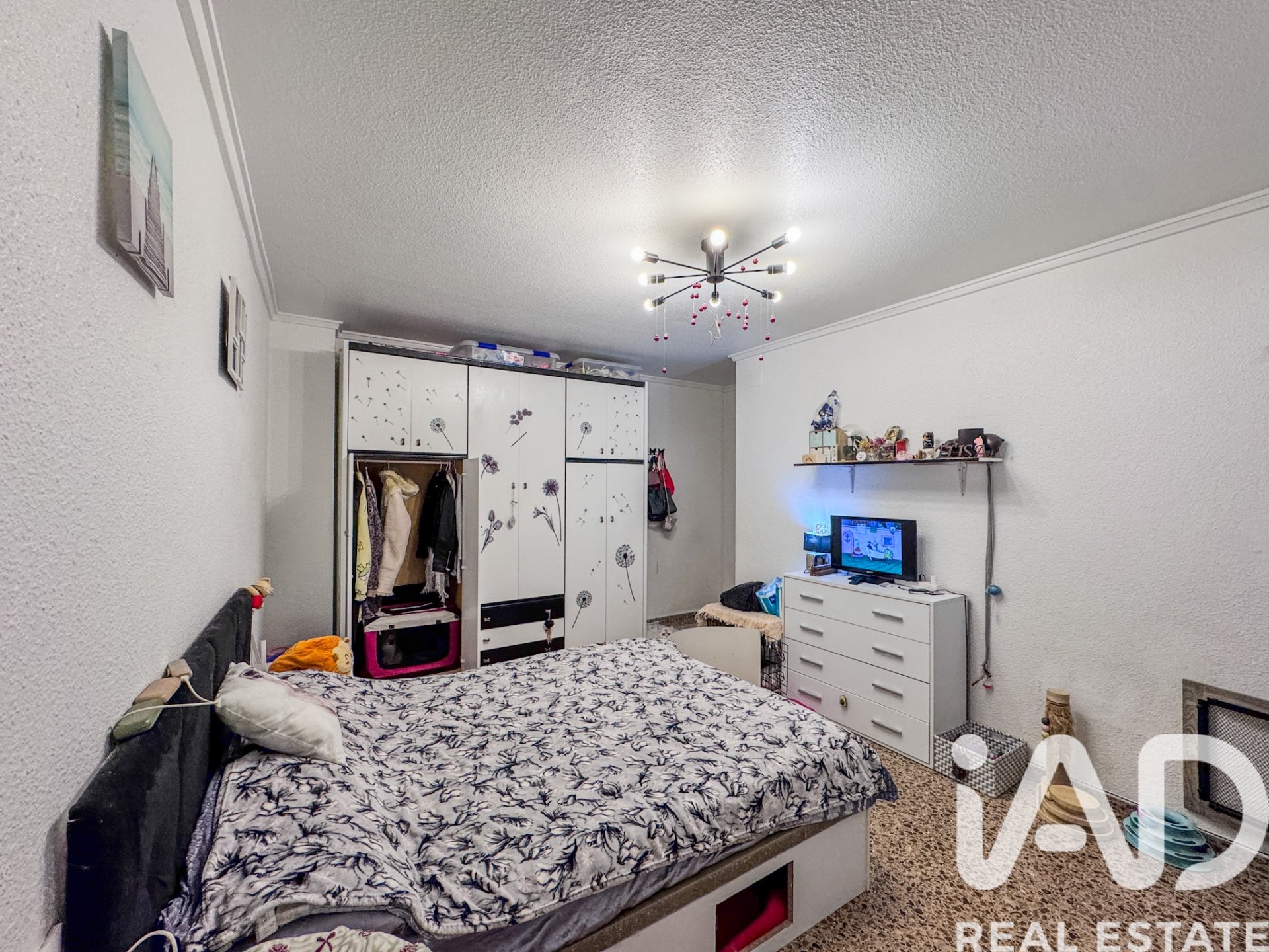Huoneisto Elche, Alicante, Espanja 5 makuuhuonetta, 105 m2 No. 172391