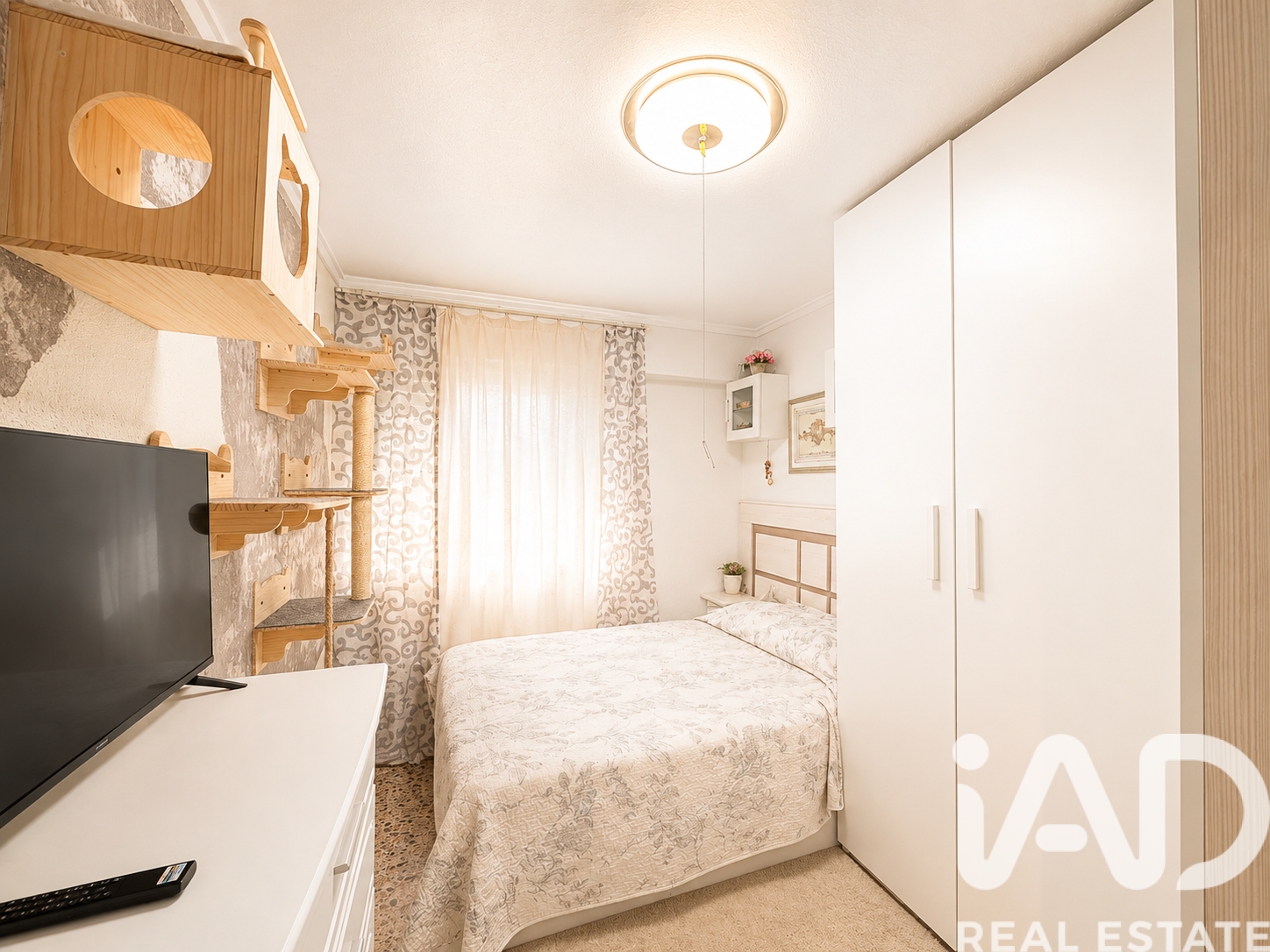 Huoneisto Elche, Alicante, Espanja 5 makuuhuonetta, 105 m2 No. 172391