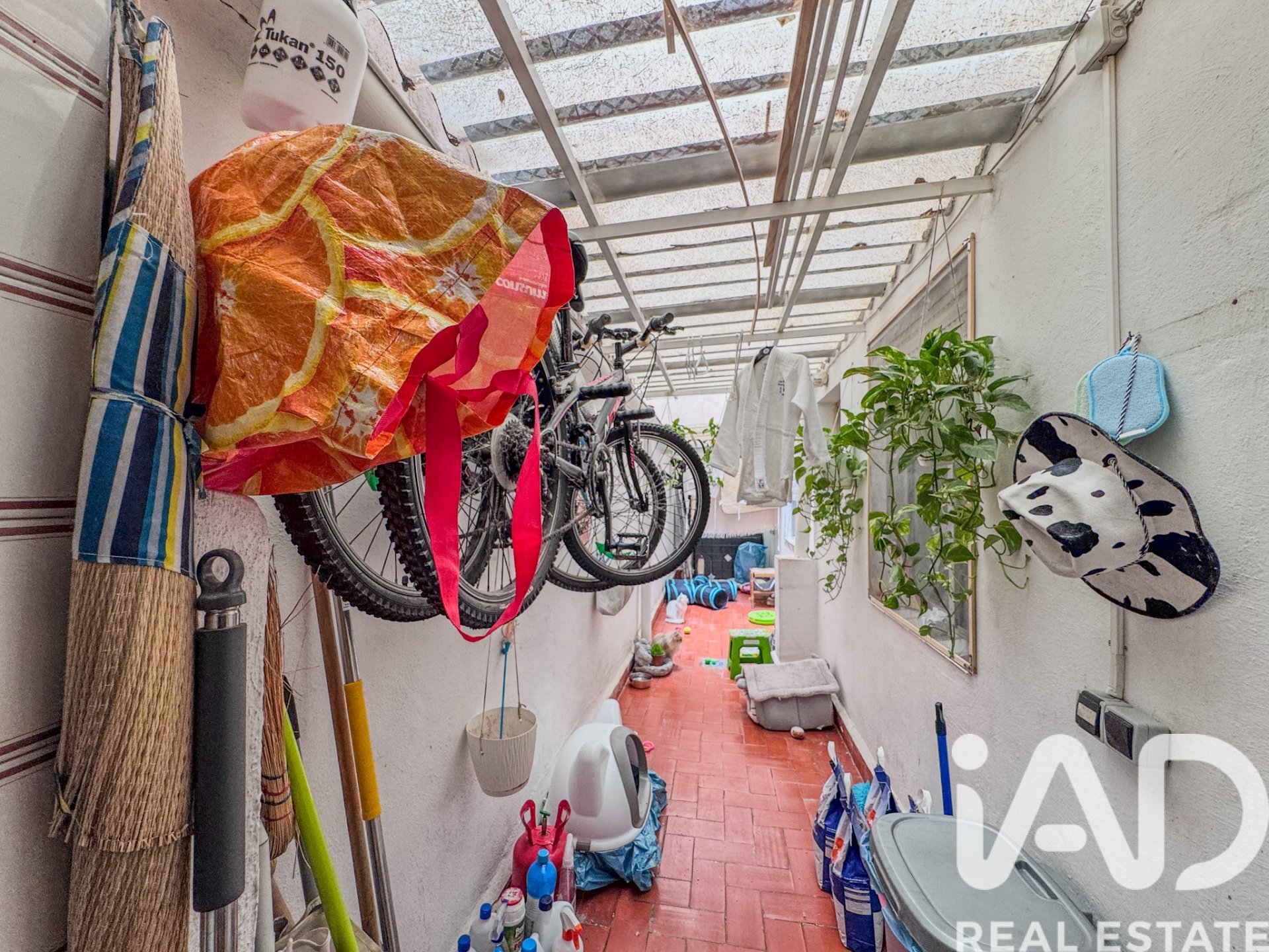 Huoneisto Elche, Alicante, Espanja 5 makuuhuonetta, 105 m2 No. 172391