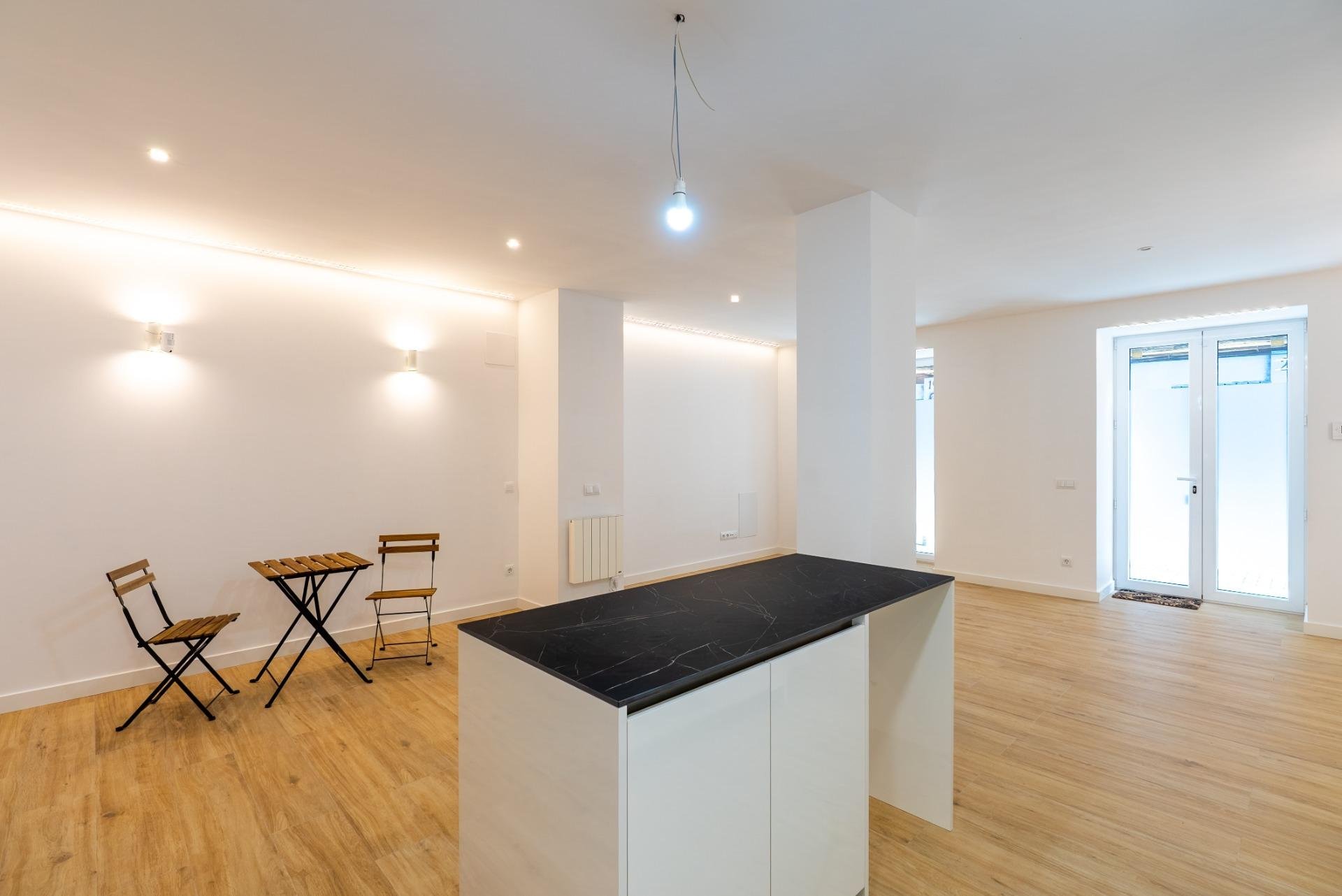 Huoneisto Madrid, Espanja 1 makuuhuone, 94 m2 No. 149203