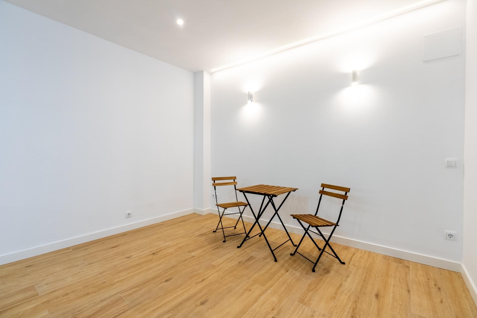Huoneisto Madrid, Espanja 1 makuuhuone, 94 m2 No. 149203