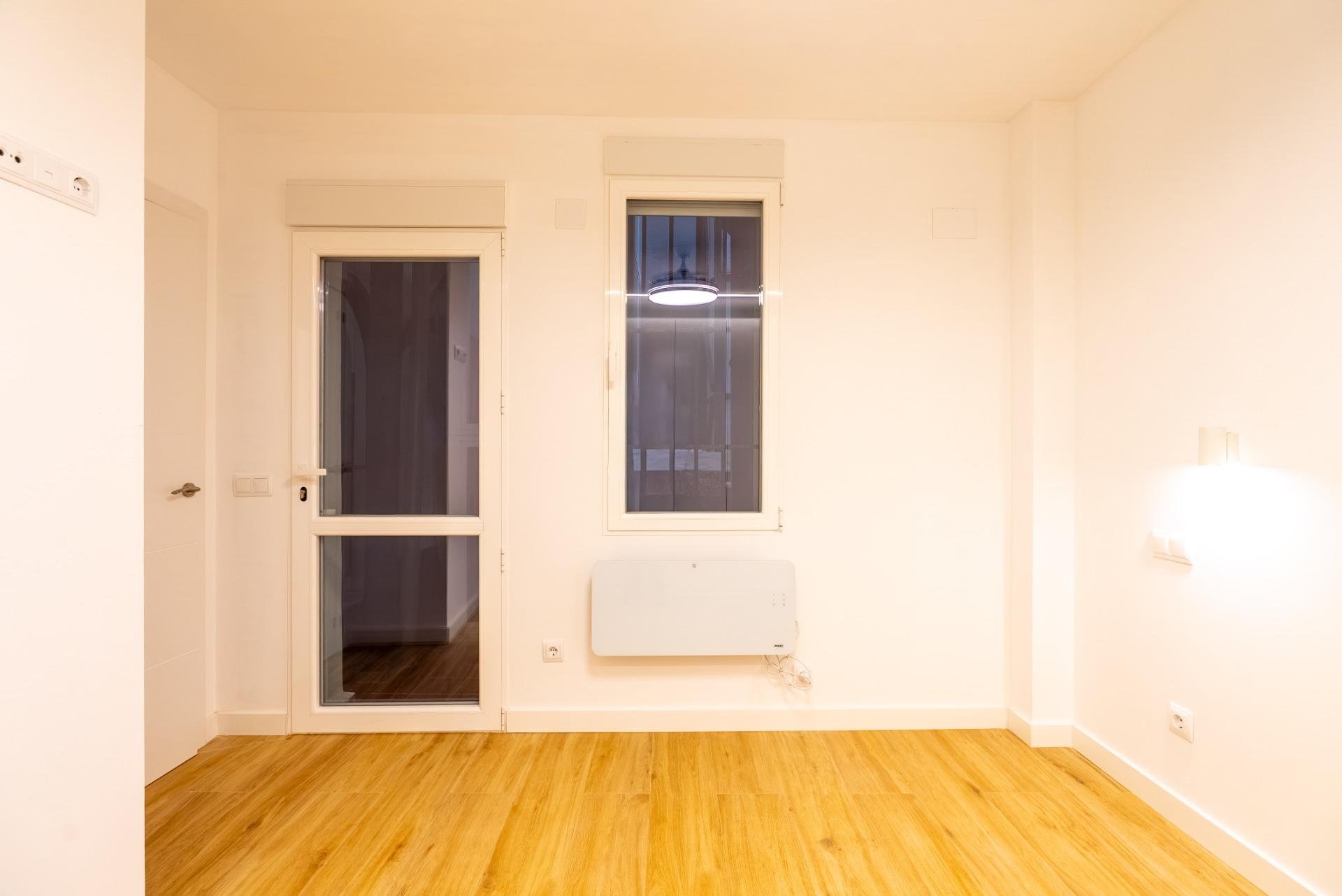 Huoneisto Madrid, Espanja 1 makuuhuone, 94 m2 No. 149203