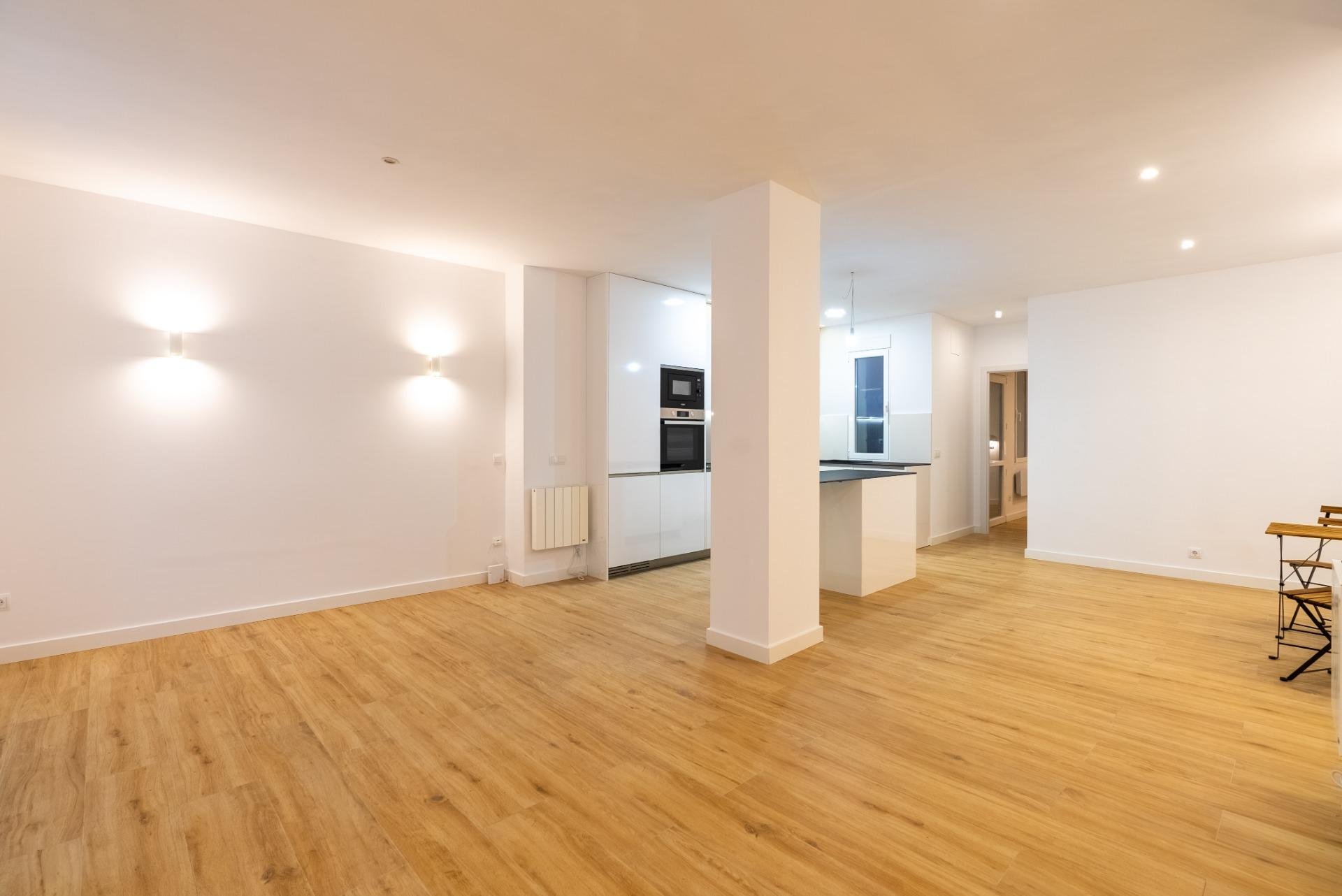 Huoneisto Madrid, Espanja 1 makuuhuone, 94 m2 No. 149203