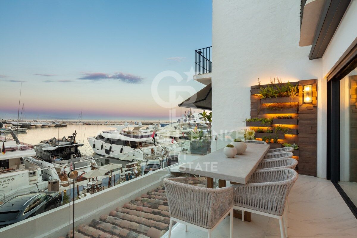 Apartamento en Marbella, Málaga, España 3 dormitorios, 121 m2 No. 159150