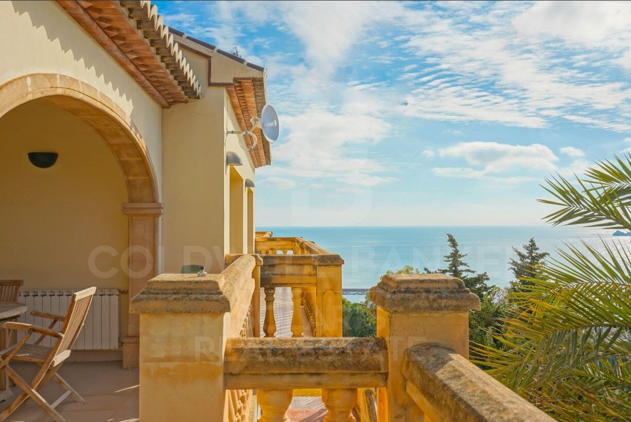Villa in Javea, Alicante, Spanien 5 Schlafzimmer, 410 m2 Nr. 157288