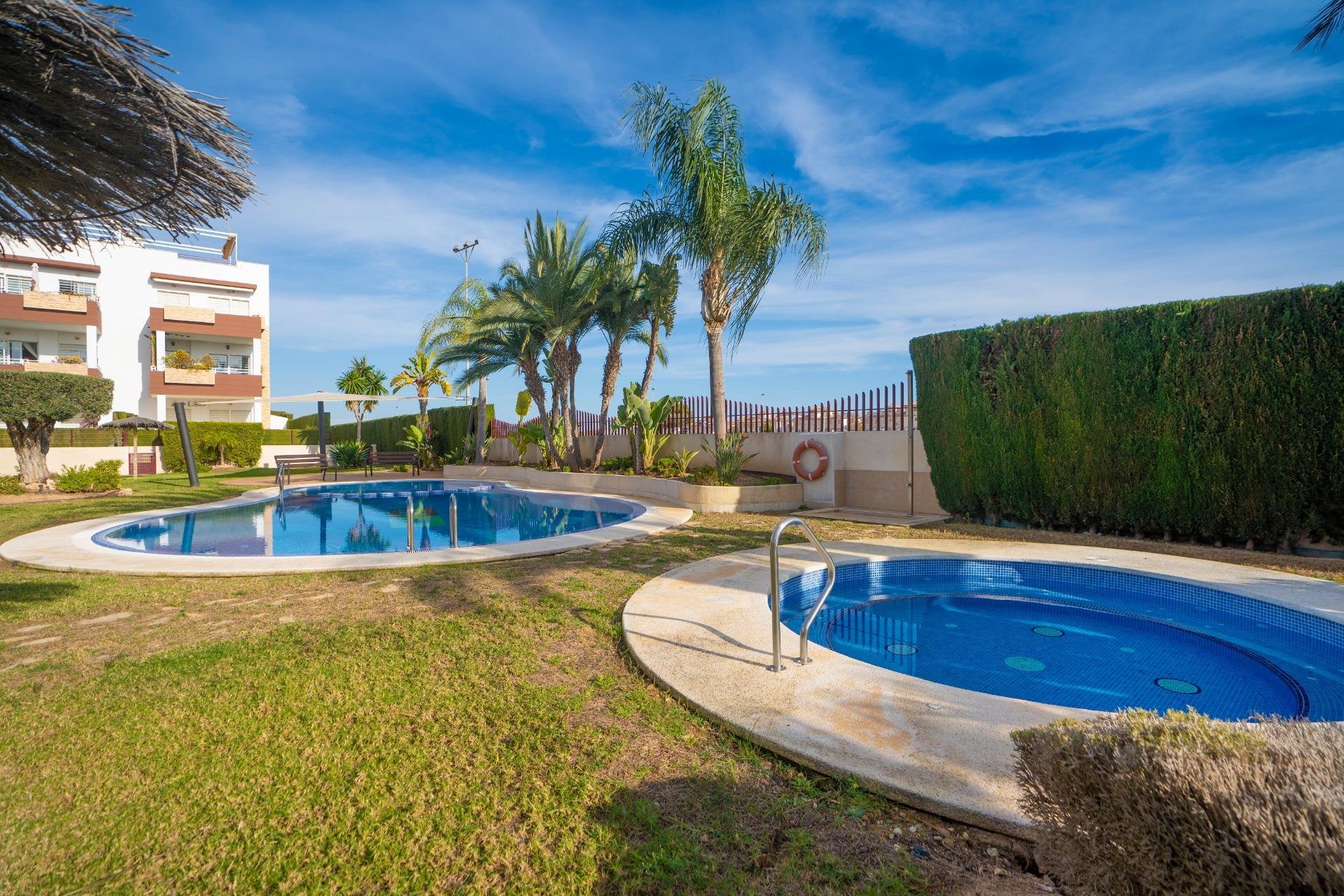 Apartamento en Alicante, España 2 dormitorios, 66 m2 No. 189666